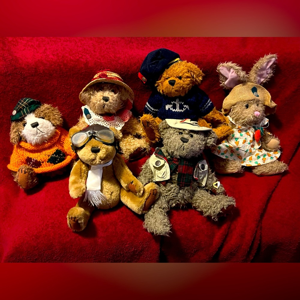 Brass button bears